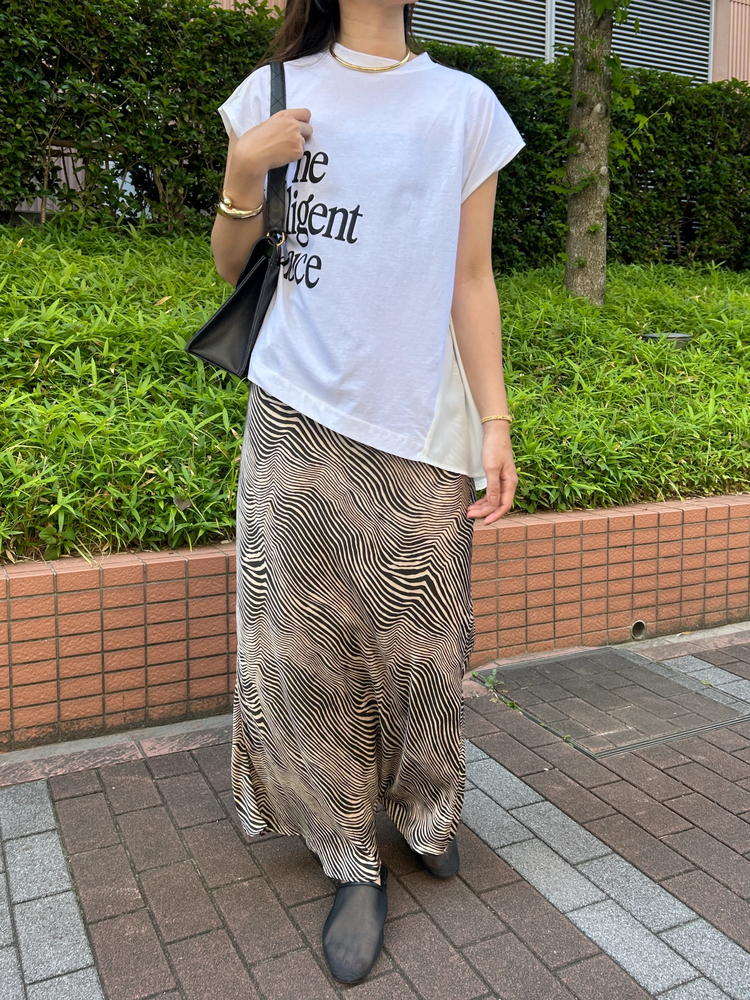 COOMB(クーム) |アシンメトリーロゴＴシャツ