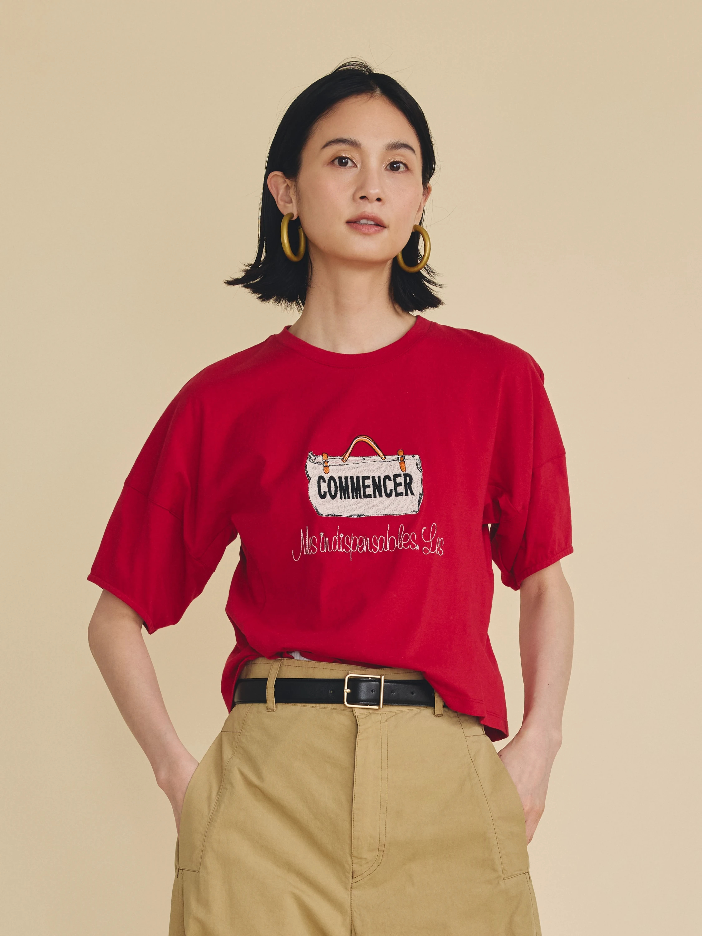 coombクーム 白Tシャツおしゃれクーム レディース新品未使用今季デザイン バッグモチーフTシャツ / COOMB（クーム）のTシャツカットソー
