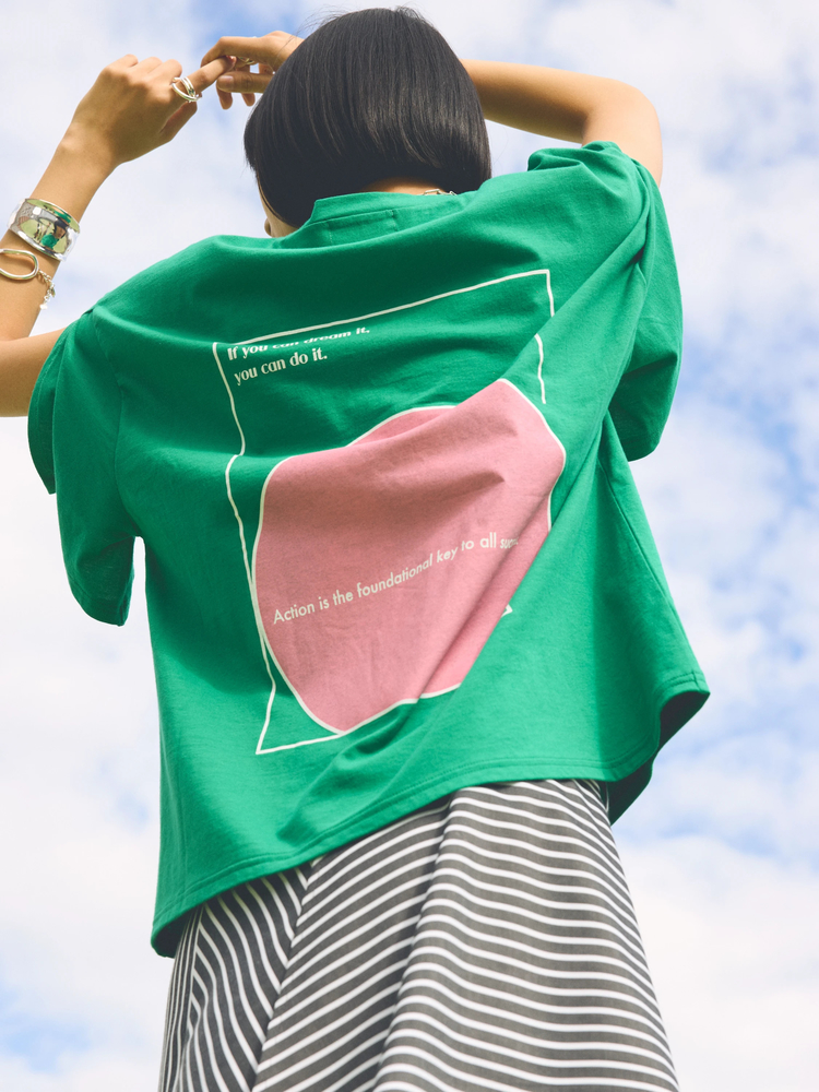 Arumlily by COOMB(アロームリリーバイクーム) |ロゴプリントTシャツ