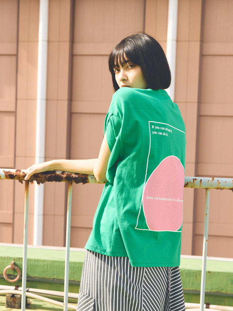 Arumlily by COOMB(アロームリリーバイクーム) |ロゴプリントTシャツ